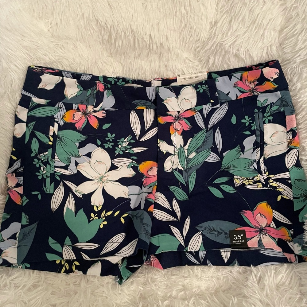 Ana Floral Print Shorts